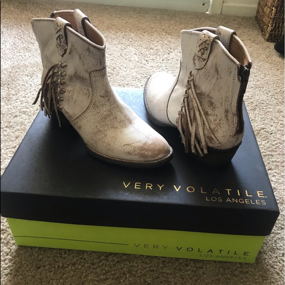 Fringe Short Boot-Brand New